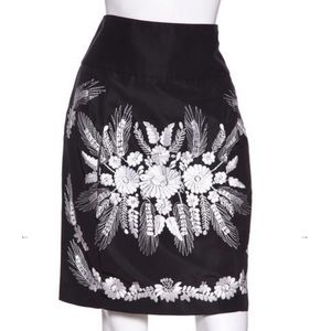 Gianfranco Ferre silk skirt. Size 8.